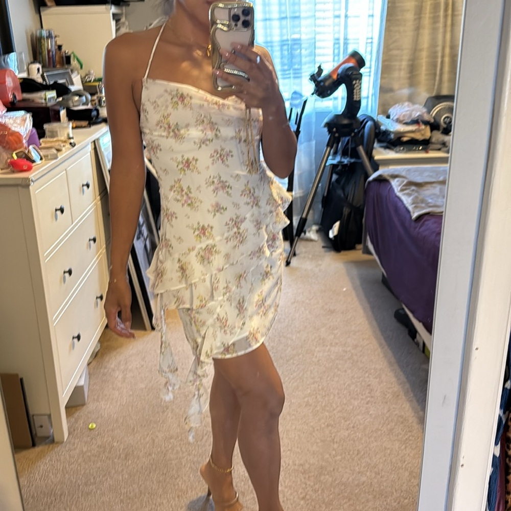 Forever 21 Floral Ruffle Tank Top - Picture 4 of 6
